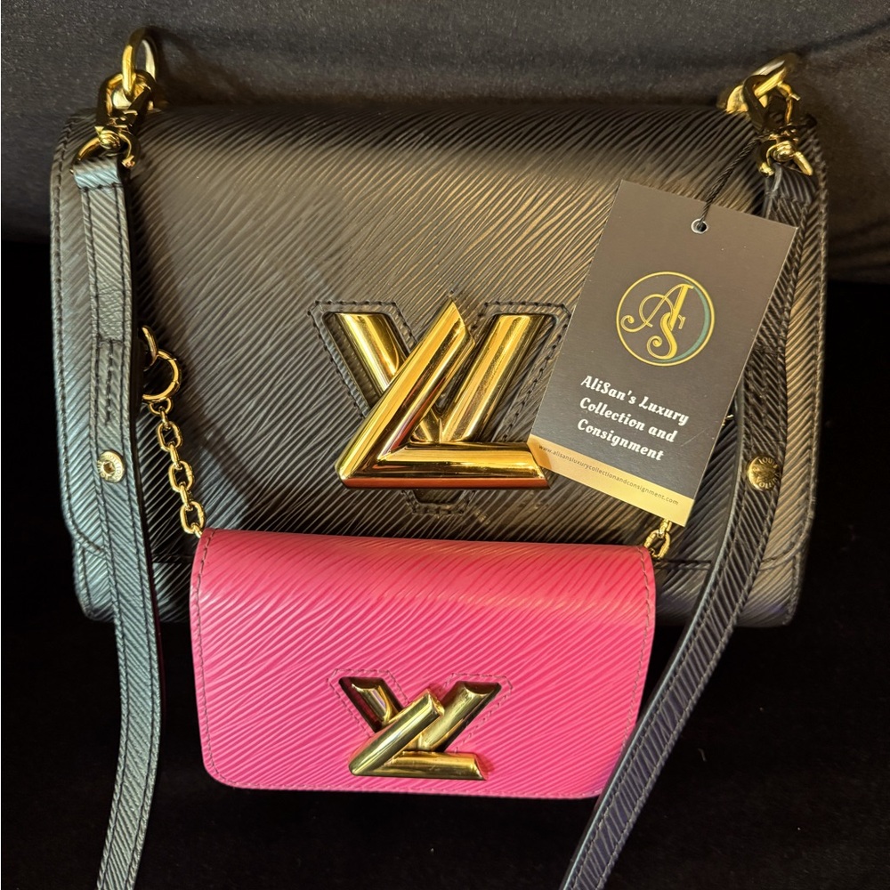 Louis Vuitton Twist Bag! EUC